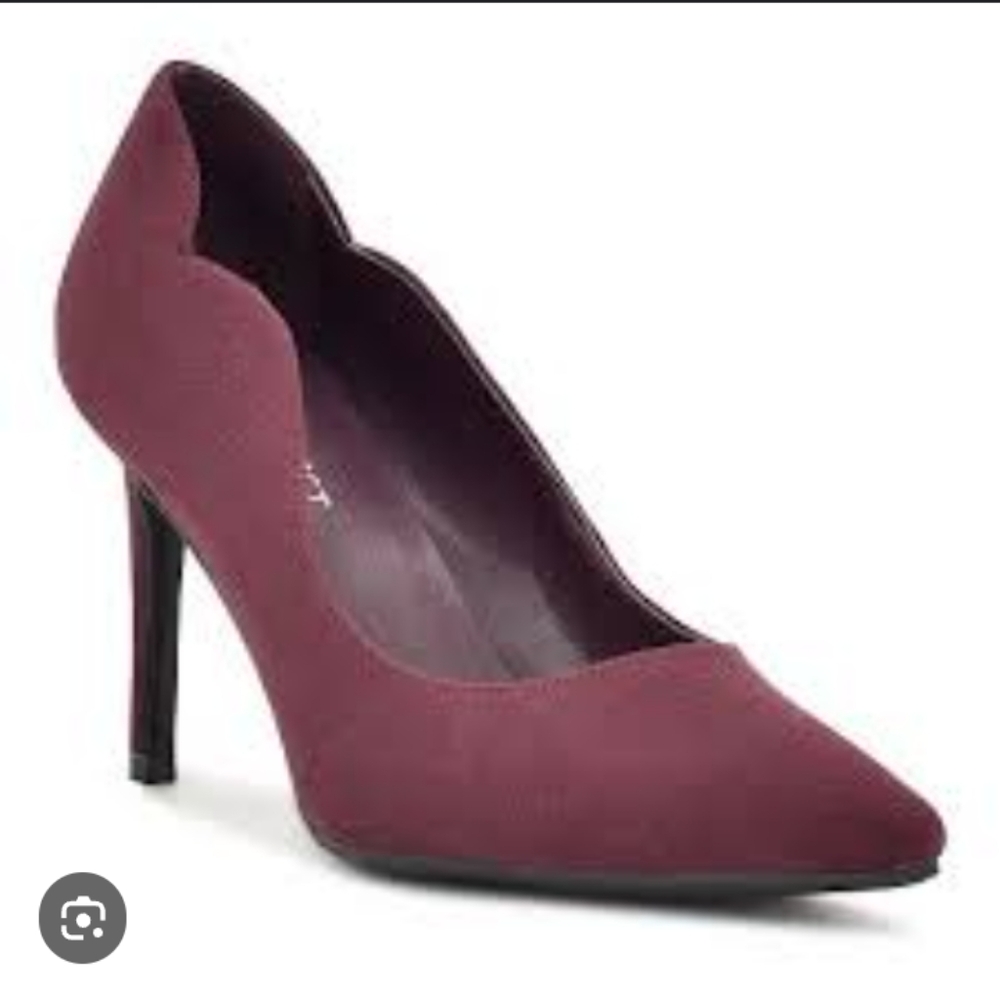 Nine West Ester Plum Heels